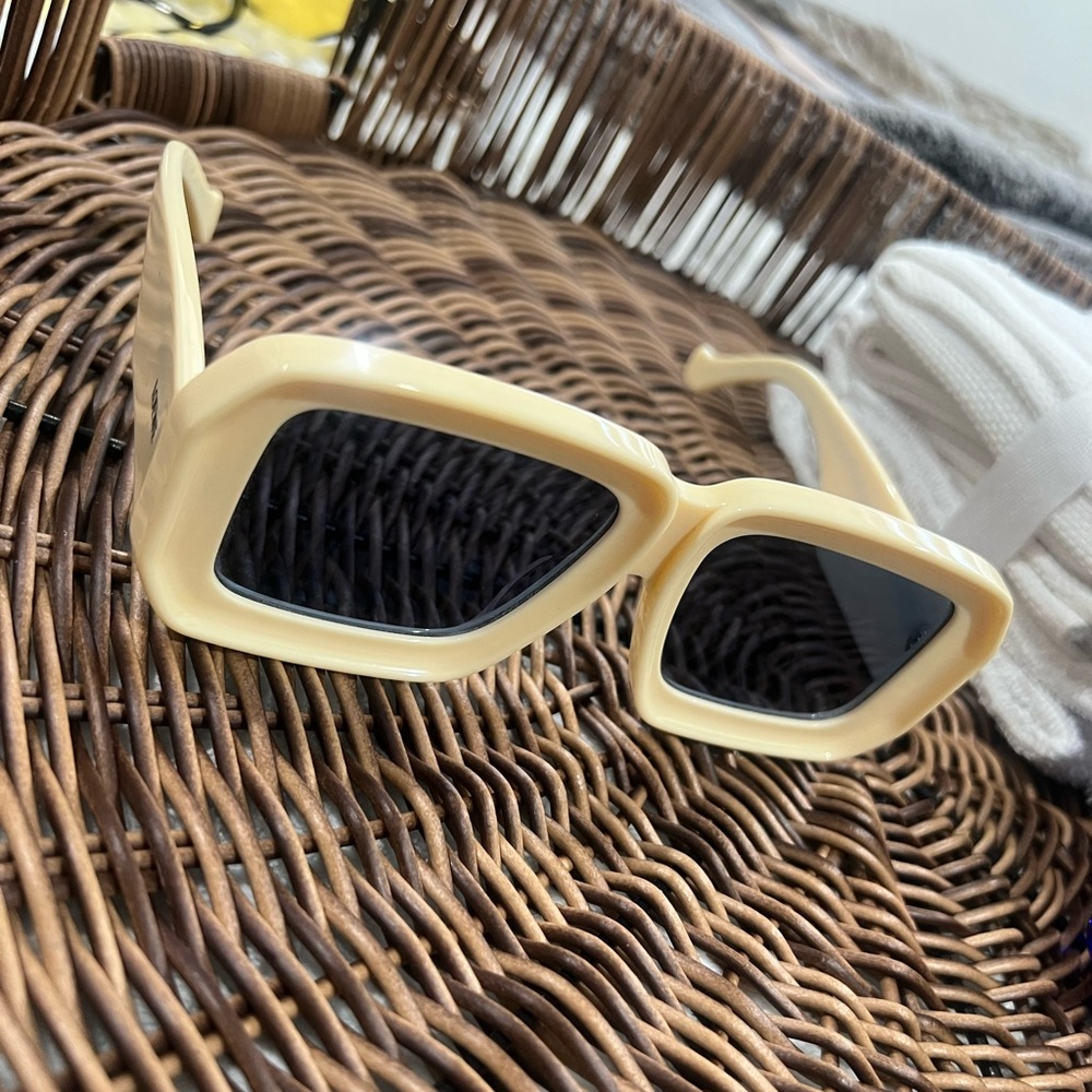 Loewe Sunglasses Cream